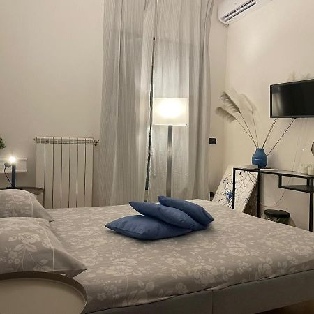 Appartamento Ventoblu In Centro Napoli Esterno foto